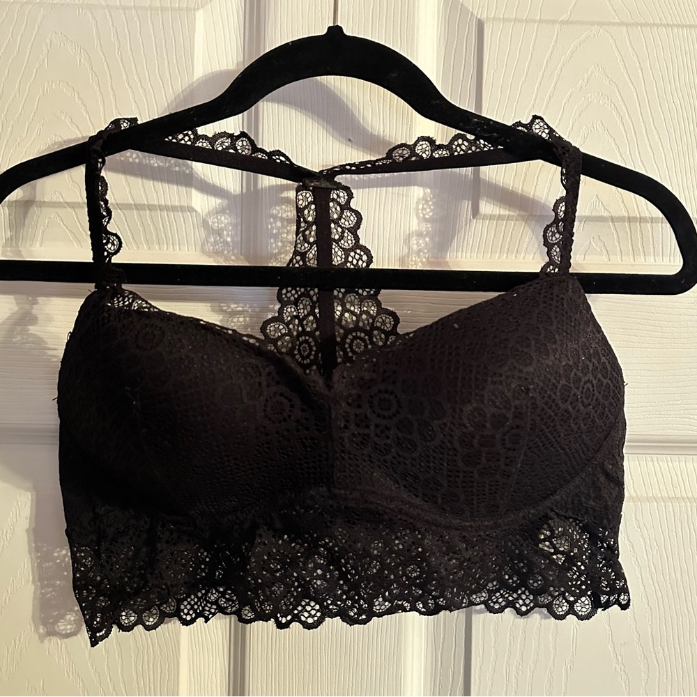 Gilly Hicks by Hollister Lace Bralette w/ Padding